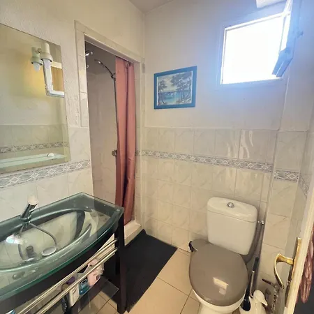 B Chambre Dans Appart 5 Pieces Proche Picasso Museum 발로리스